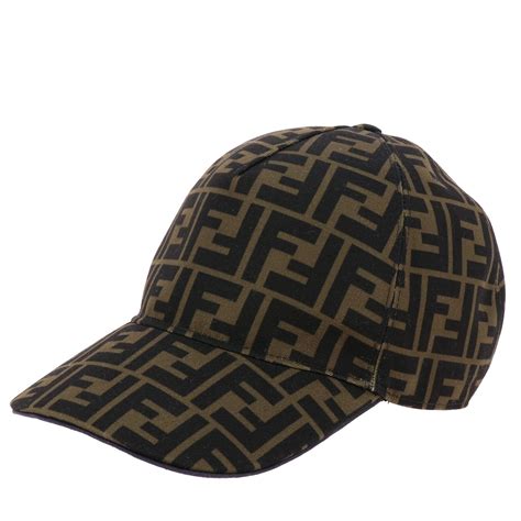 cappello fendi pon pon prezzo|Collezione cappelli fendi: prezzi, sconti e offerte moda .